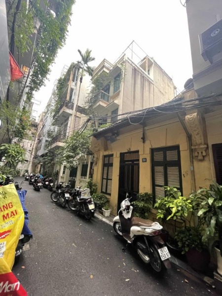 Bán nhà 120m2 ngõ Tức Mặc, Hoàn Kiếm, Hà Nội